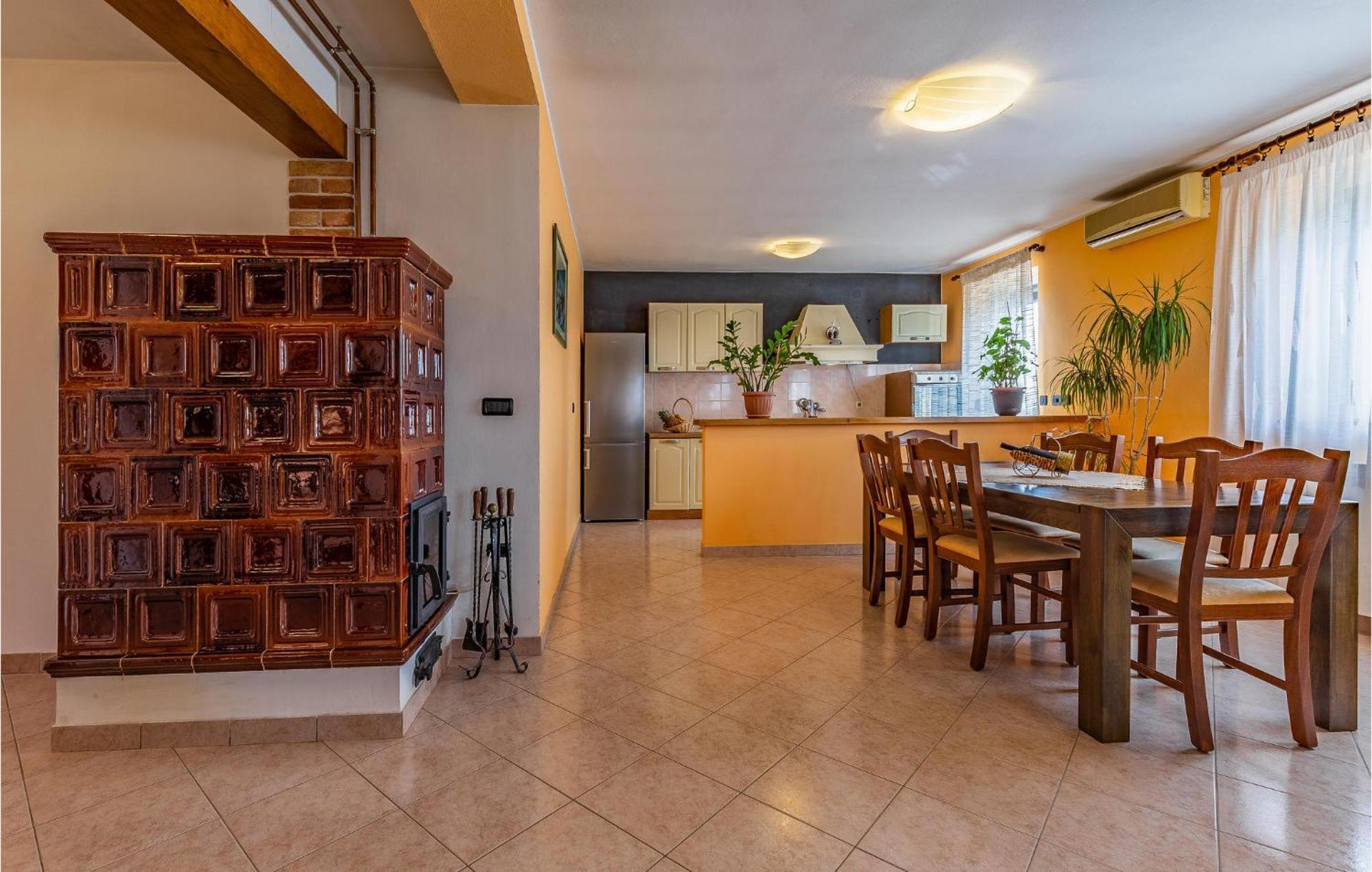 Lovely Home In Sisan With Outdoor Swimming Pool Esterno foto